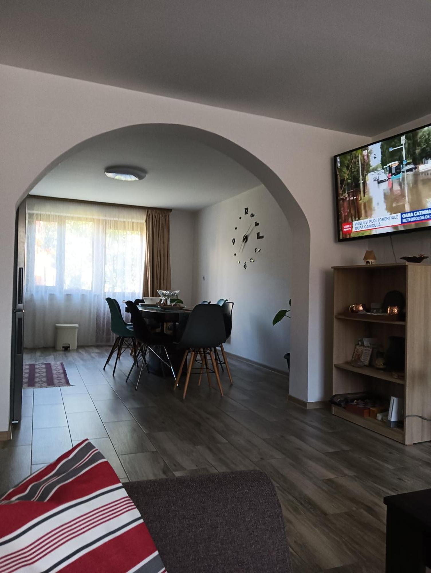 Appartement Casa Cerbului à Vişeu de Sus Extérieur photo